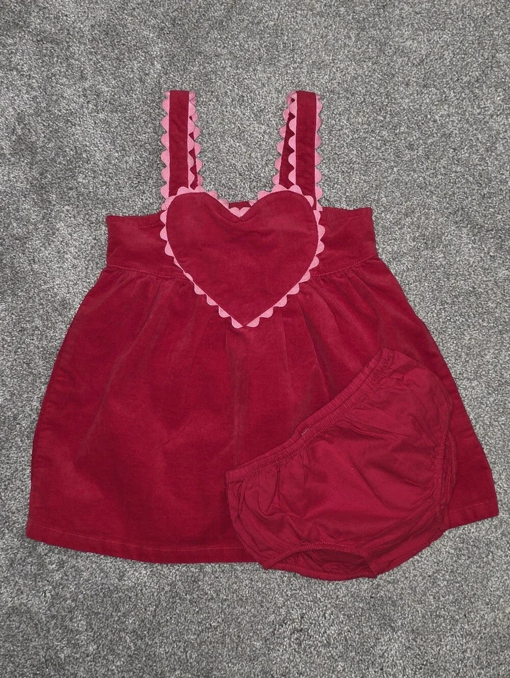 Gymboree Toddler Girl Embroidered Heart Jumper 18-24 Months Red Pink